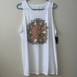 Torrid classic fit graphic tank. Size 1X NWT